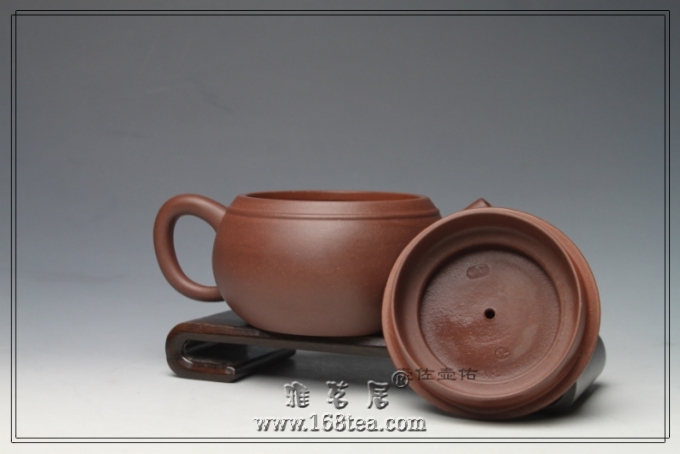 Ƭ 024.jpg
