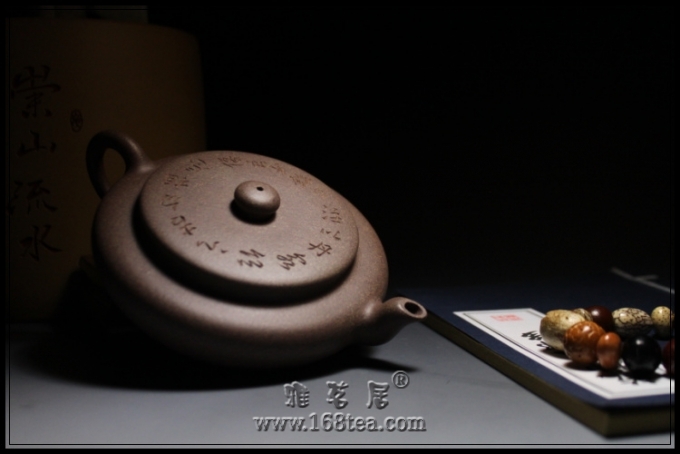 Ƭ 070.jpg