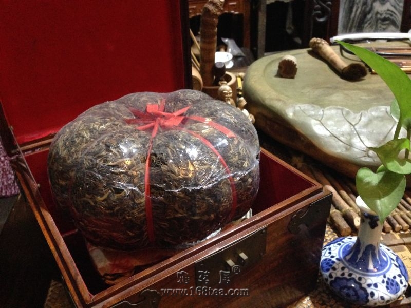 11月20日，广州茶博会，已备好茶，请上座…